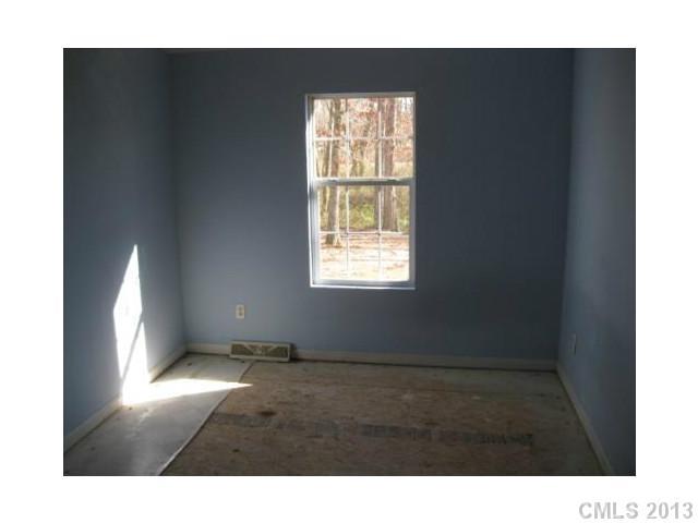 1756 Martin Road Kings Mountain, NC 28086 - Photo 11 of 12 a bathroom with a window