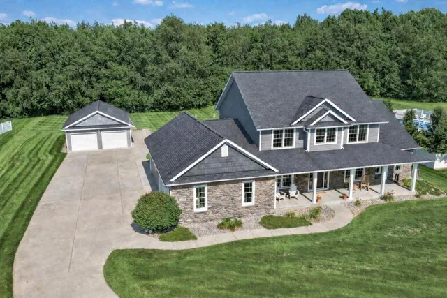 $680,000 | 3700 Oakharbor Street, Kalamazoo, MI 49009