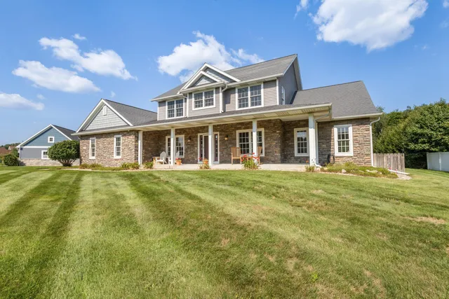 $665,000 | 3700 Oakharbor Street, Kalamazoo, MI 49009