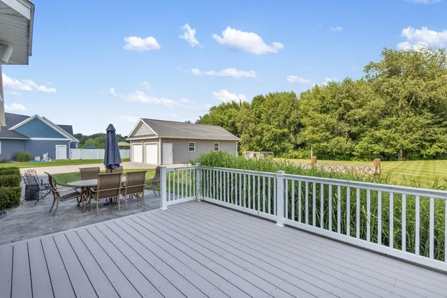 $665,000 | 3700 Oakharbor Street, Kalamazoo, MI 49009