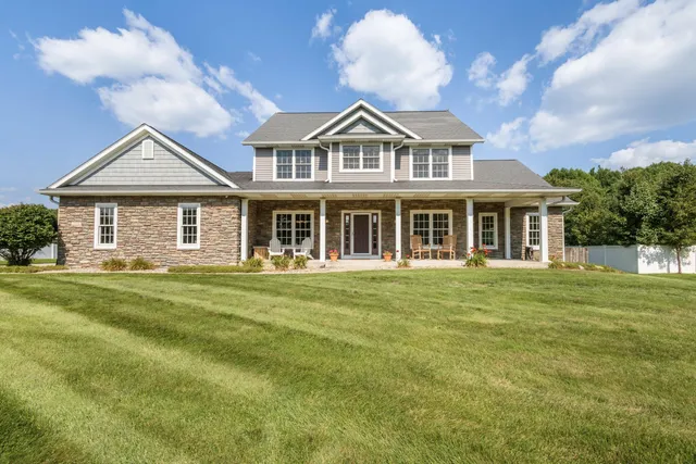 $665,000 | 3700 Oakharbor Street, Kalamazoo, MI 49009