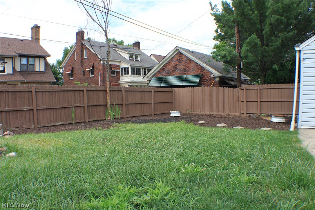 4613 Landchester Road Cleveland, OH 44109 - Photo 24 of 29 Gallery Image 24