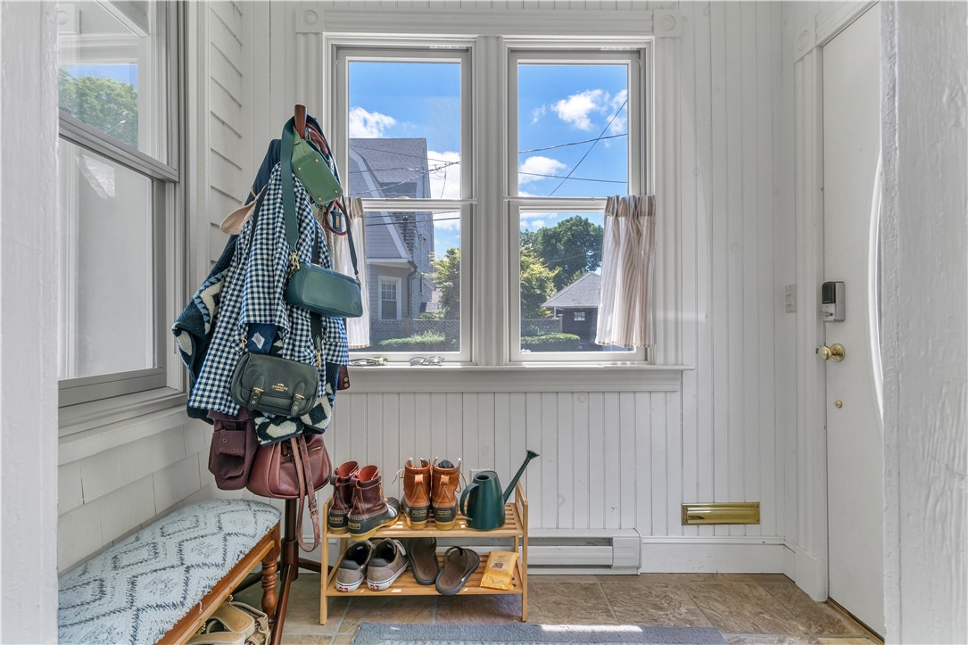 3 Sycamore Street Newport, RI 02840 - Photo 17 of 41