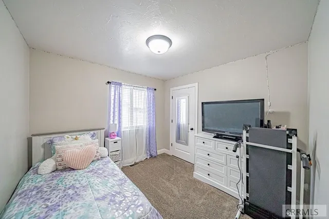 $329,900 | 4099 Deloy Drive, Idaho Falls, ID 83401