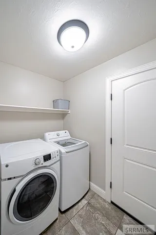 $329,900 | 4099 Deloy Drive, Idaho Falls, ID 83401