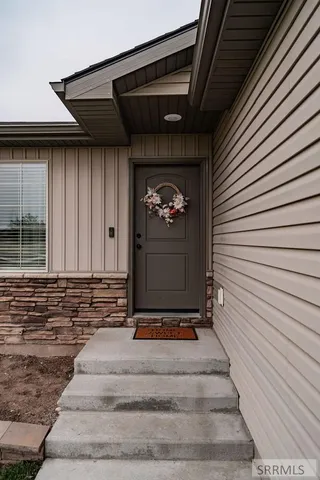 $329,900 | 4099 Deloy Drive, Idaho Falls, ID 83401