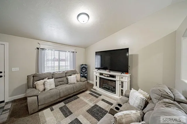 $329,900 | 4099 Deloy Drive, Idaho Falls, ID 83401