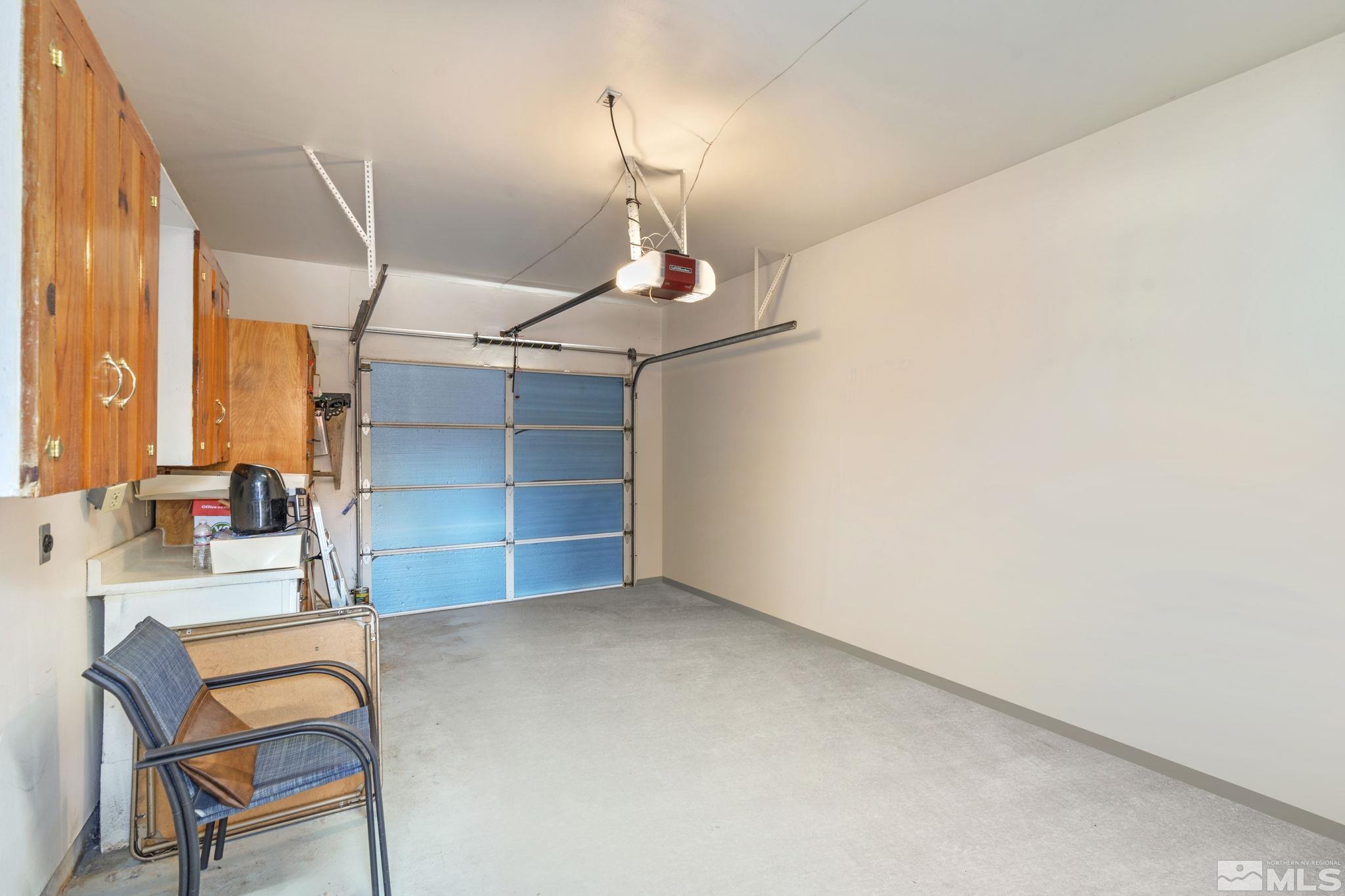 1390 Akard Drive Reno, NV 89503 - Photo 20 of 40 Photo 20