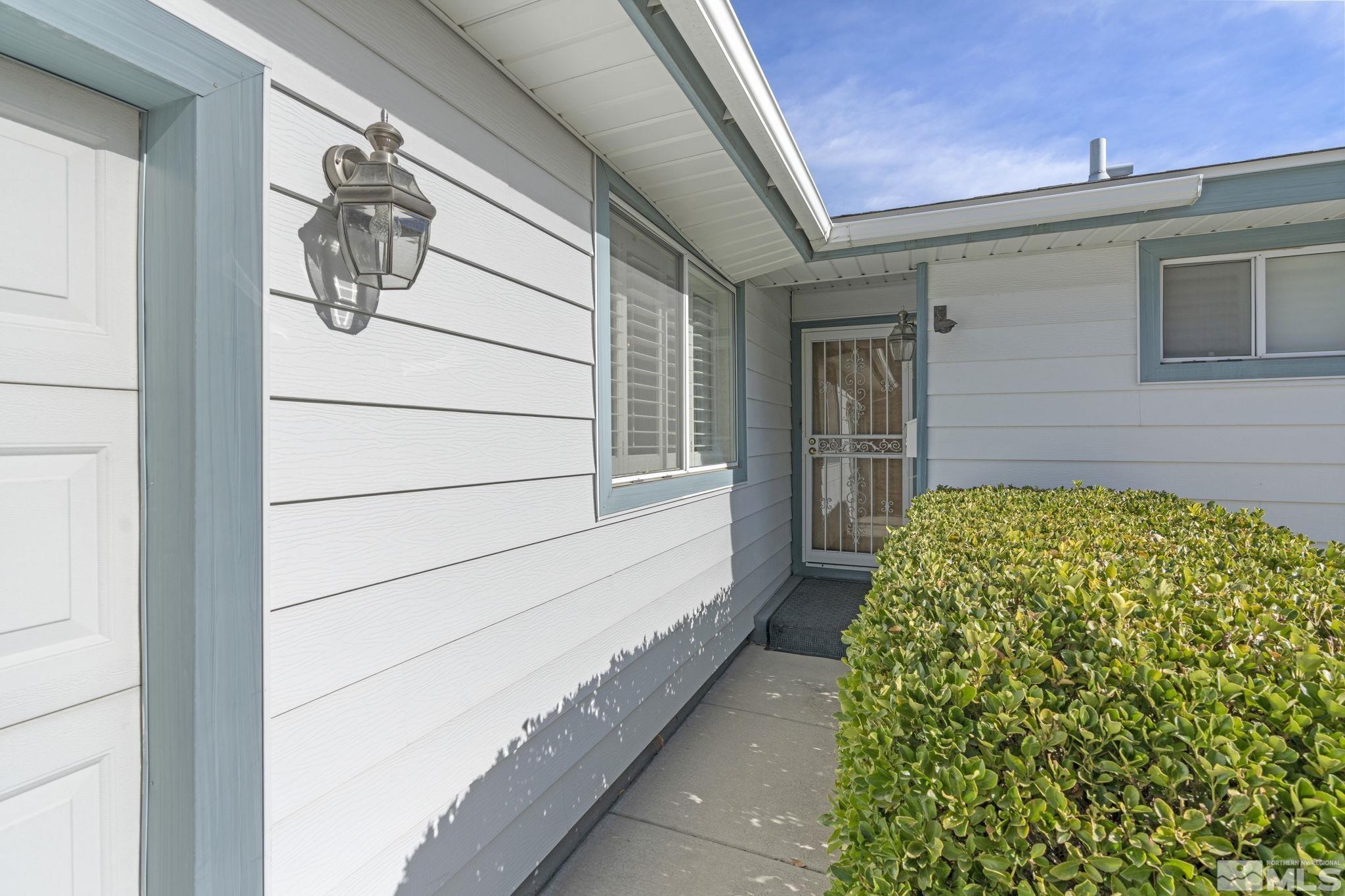 1390 Akard Drive Reno, NV 89503 - Photo 5 of 40 Photo 5