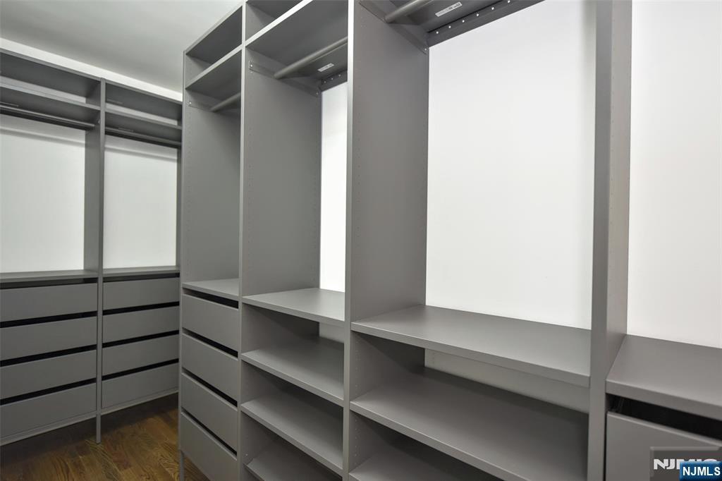 28 Overlook Road Saddle River, NJ 07458 - Photo 23 of 35 a view of an empty walk in closet