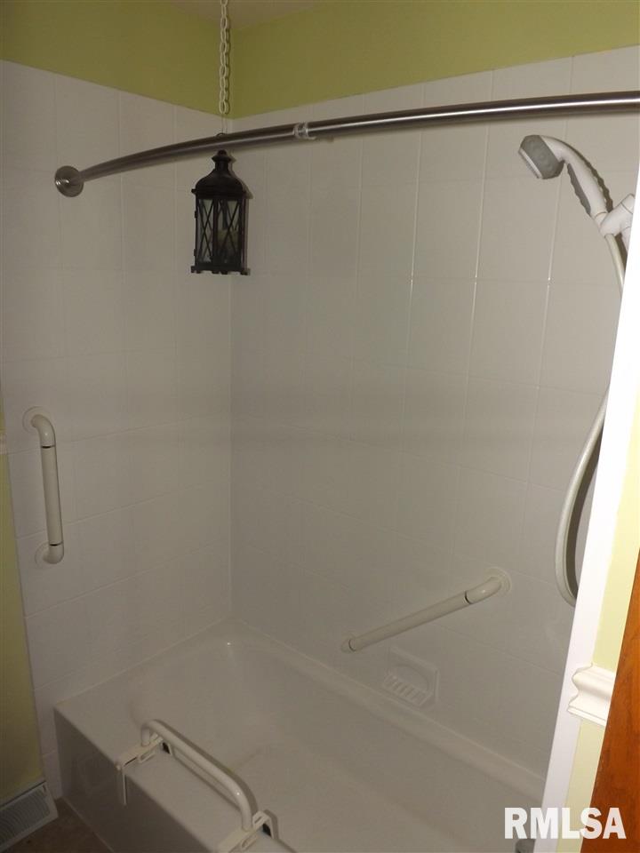214 South Yates Street Alpha, IL 61413 - Photo 18 of 24 Gallery Image 18