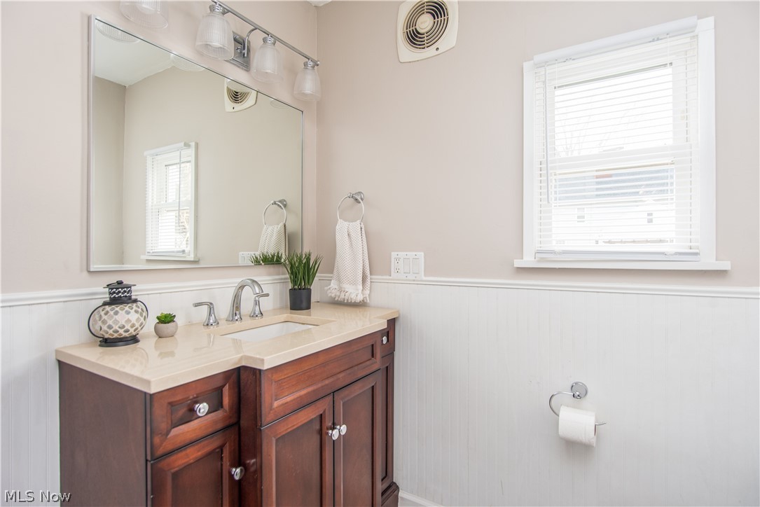2146 Stabler Road Akron, OH 44313 - Photo 14 of 26