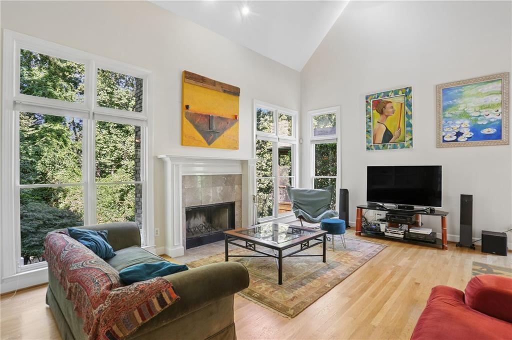 2264 Lenox Ridge Court Northeast Atlanta, GA 30319 - Photo 16 of 43 Gallery Image 16