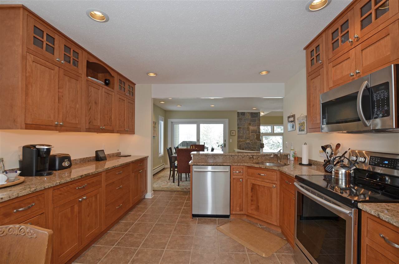 1237 Brook Road, Unit 18 Stowe, VT 05672 - Photo 9 of 20 Gallery Image 9