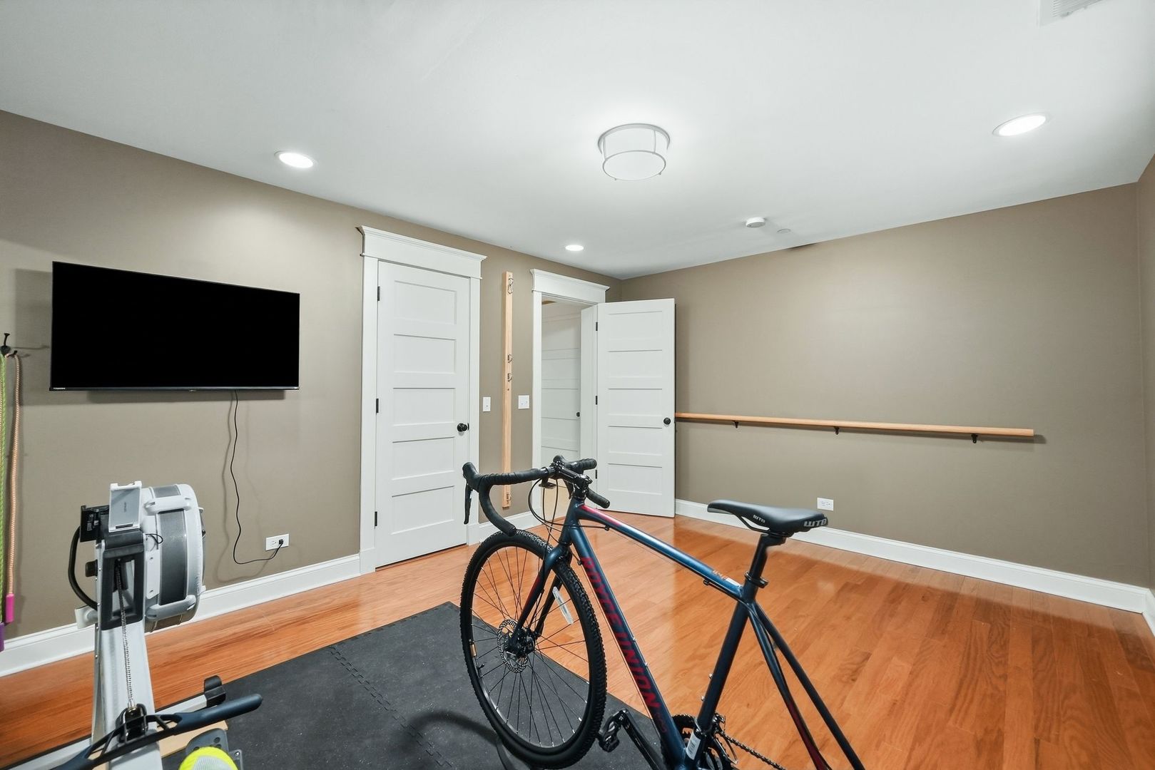 611 Prairie Avenue Barrington, IL 60010 - Photo 36 of 44