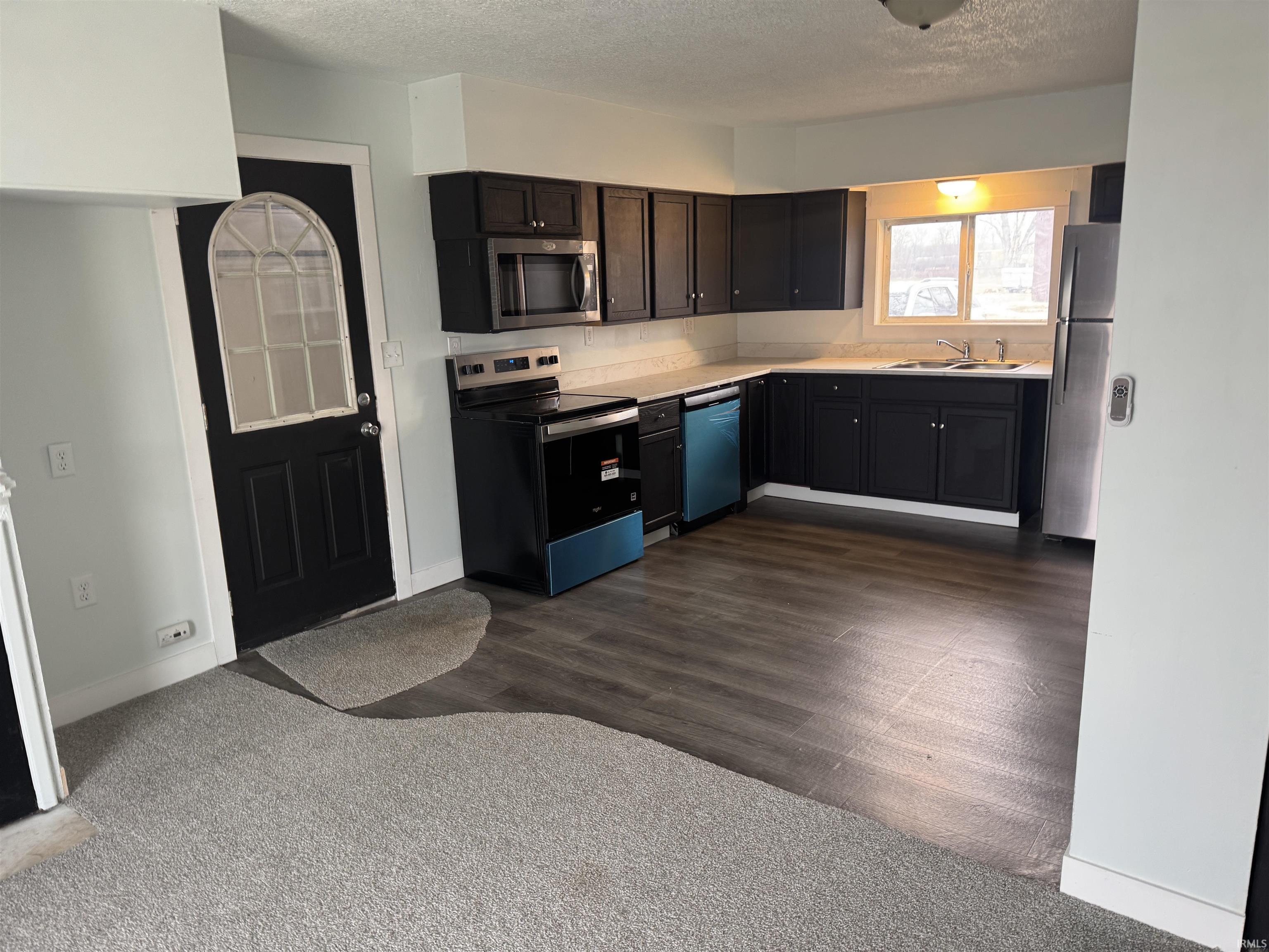 9830 South 200 West Keystone, IN 46759 - Photo 4 of 15 Gallery Image 4