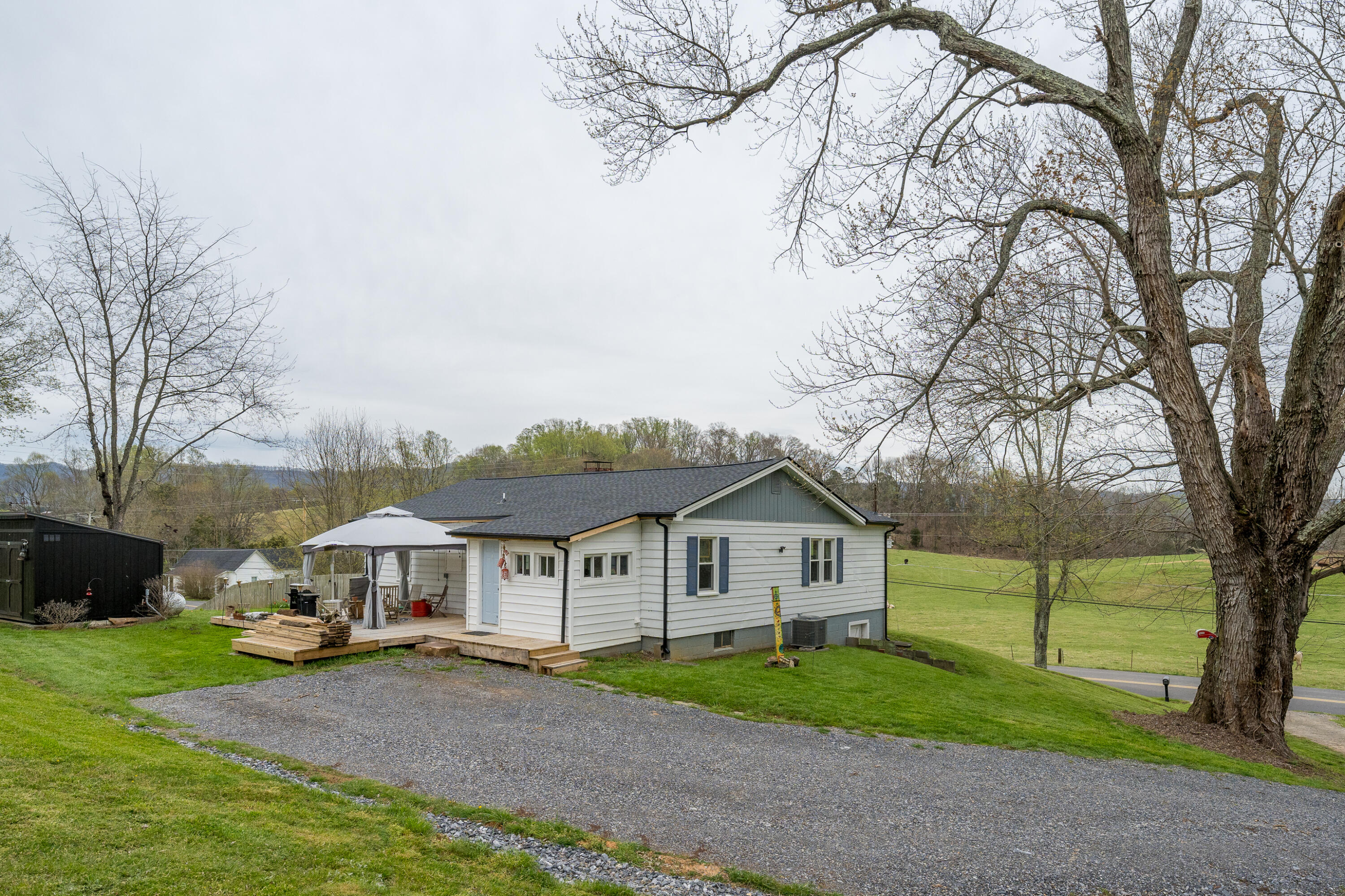 161 Mayberry Road Jonesborough, TN 37659 - Photo 21 of 44 161 Mayberry Rd (21 of 45)