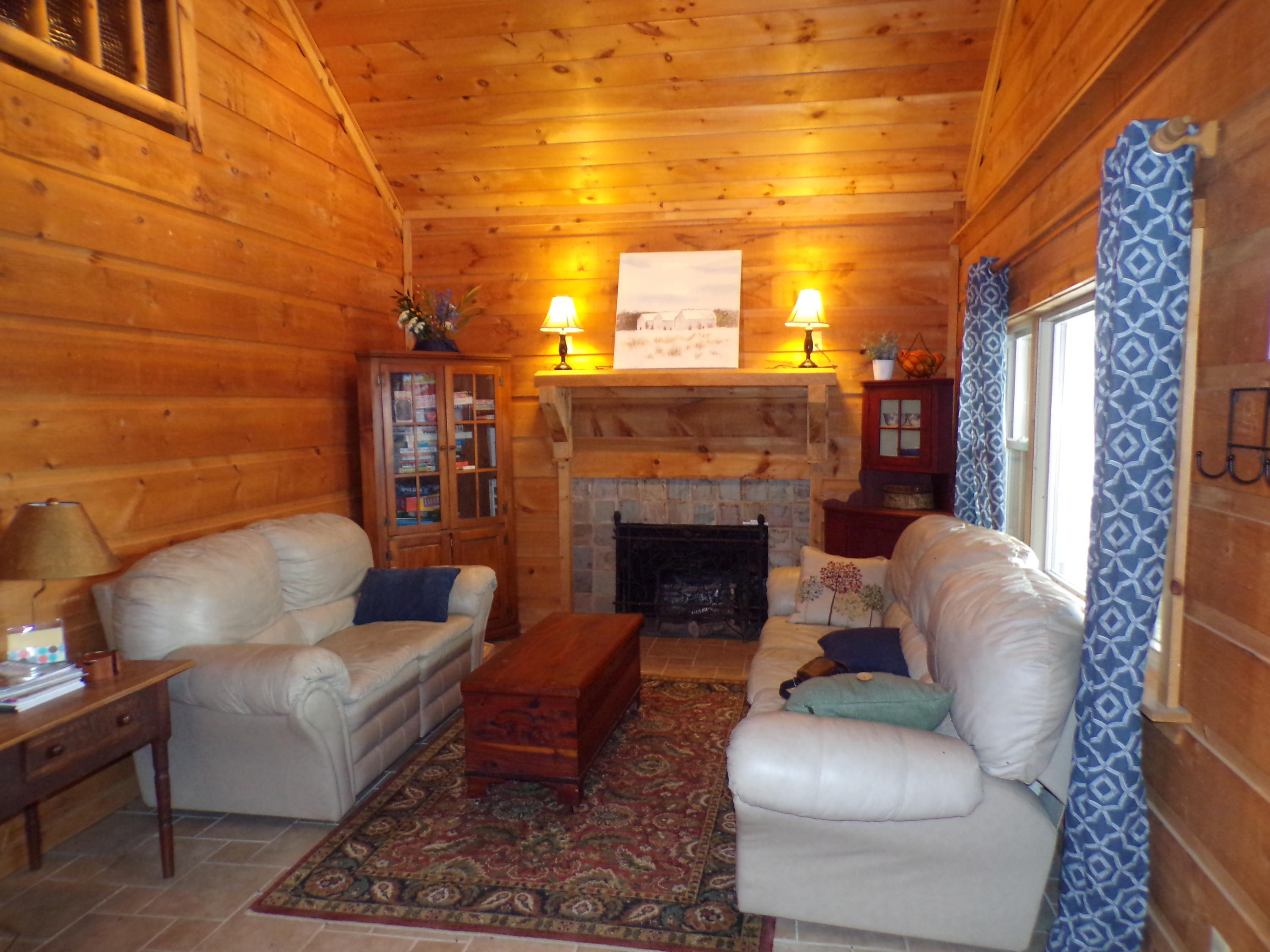 582 Cove Ridge Circle Butler, TN 37640 - Photo 5 of 34 Rustic Keeping Room
