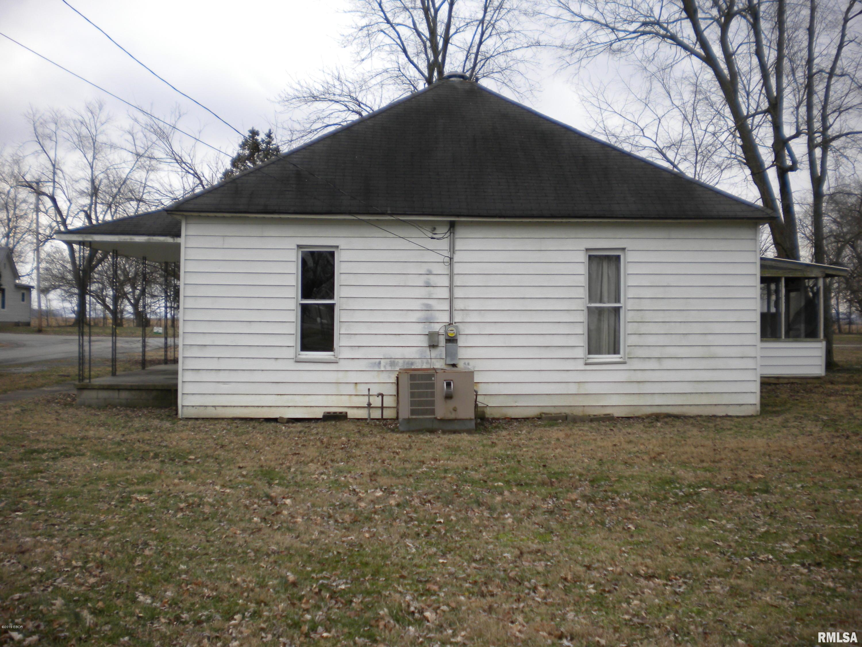 617 South Crawford Street Ridgway, IL 62979 - Photo 4 of 12