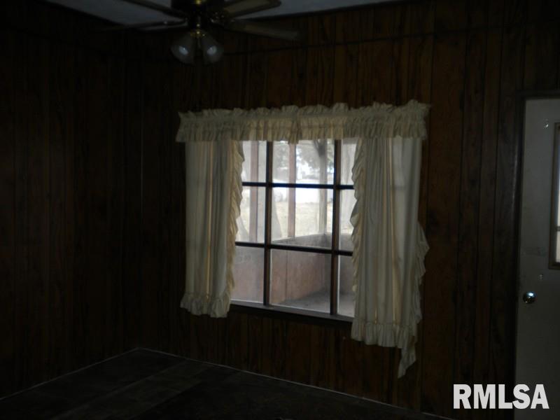 617 South Crawford Street Ridgway, IL 62979 - Photo 10 of 12