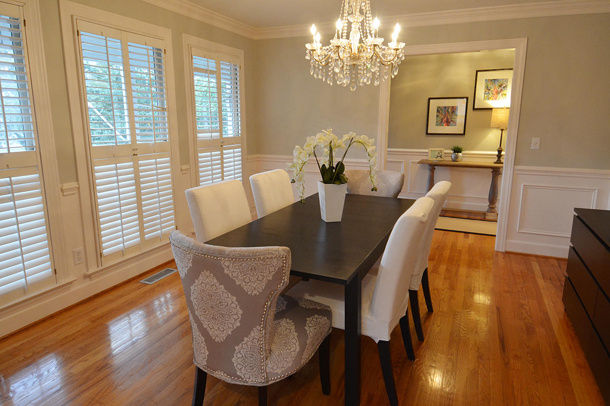 1336 Old Brickyard Road Mount Pleasant, SC 29466 - Photo 11 of 56 1336_old_brickyard_dining_01_MLS