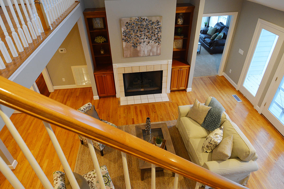 1336 Old Brickyard Road Mount Pleasant, SC 29466 - Photo 27 of 56 1336_old_brickyard_living_08_MLS