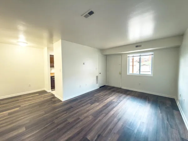 $1,000 | 5137 Overland Drive, Unit E, Roanoke, VA 24018