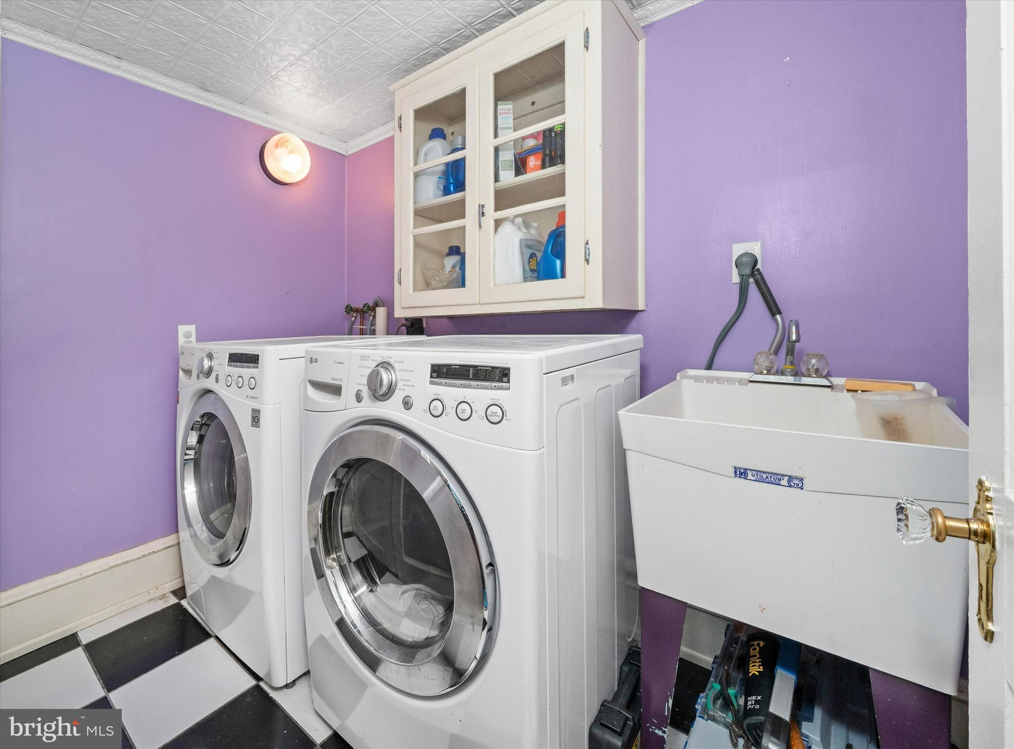 216 Orchard Road Newark, DE 19711 - Photo 31 of 86 Main level Laundry