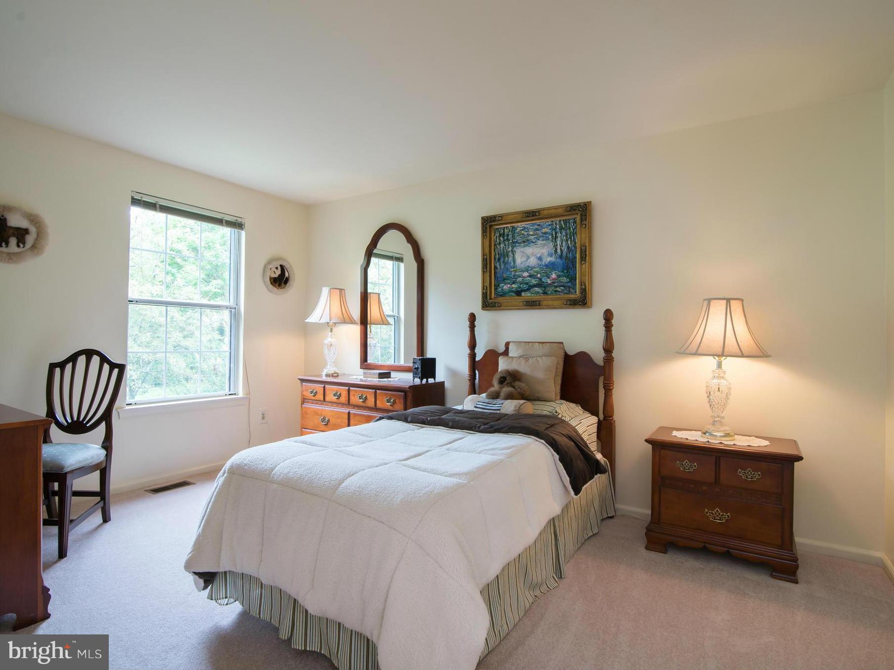 151 Peyton Road Sterling, VA 20165 - Photo 20 of 30 Guest Bedrooms with Neutral Walls and Carpet