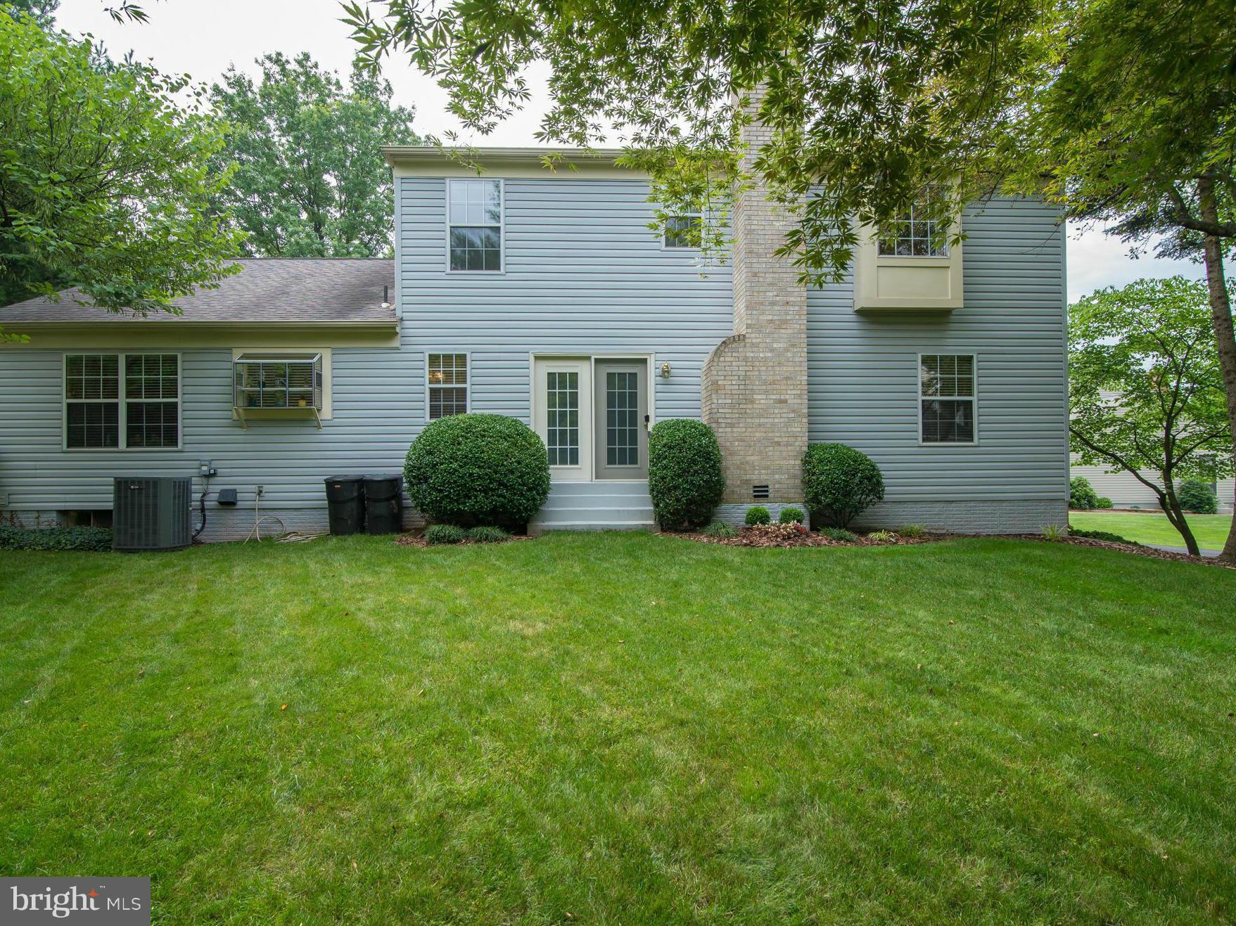 151 Peyton Road Sterling, VA 20165 - Photo 27 of 30 Step Out to a Great Large Yard