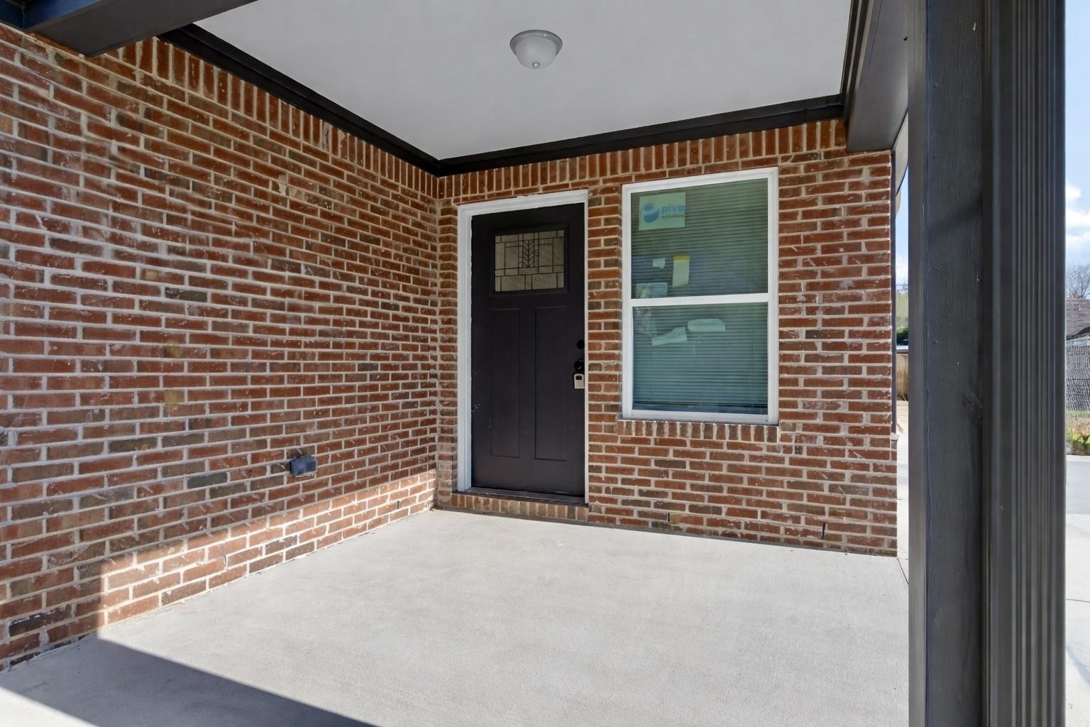 830 David Street Memphis, TN 38114 - Photo 2 of 16 a view of a brick house with a door