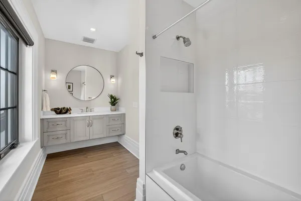 $85,000 | 400 Mola Avenue, Fort Lauderdale, FL 33301