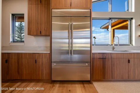 $2,600,000 | 9346 Basin Drive, Victor, ID 83455