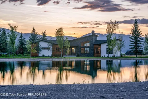 $2,600,000 | 9346 Basin Drive, Victor, ID 83455