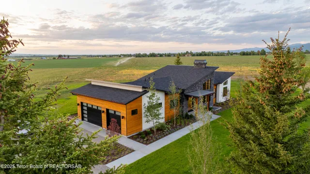 $2,600,000 | 9346 Basin Drive, Victor, ID 83455