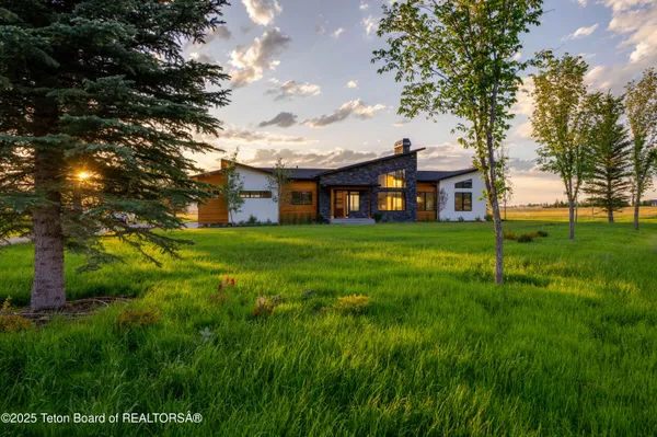 $2,600,000 | 9346 Basin Drive, Victor, ID 83455