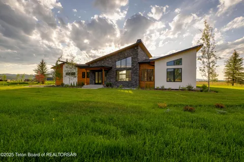 $2,600,000 | 9346 Basin Drive, Victor, ID 83455