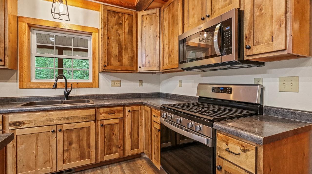 6386 Raven Lane Hazelhurst, WI 54531 - Photo 5 of 33 Gallery Image 5