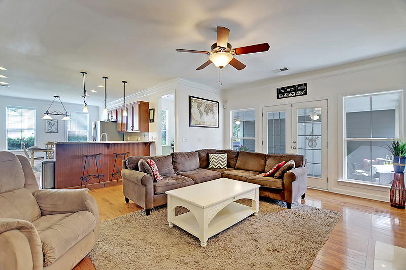 1405 Clancy Road Mount Pleasant, SC 29466 - Photo 5 of 42 Family Room