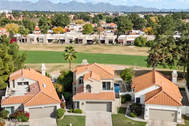 $698,000 | 4028 East Sunnyside Drive, Phoenix, AZ 85028