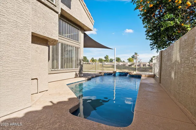 $698,000 | 4028 East Sunnyside Drive, Phoenix, AZ 85028