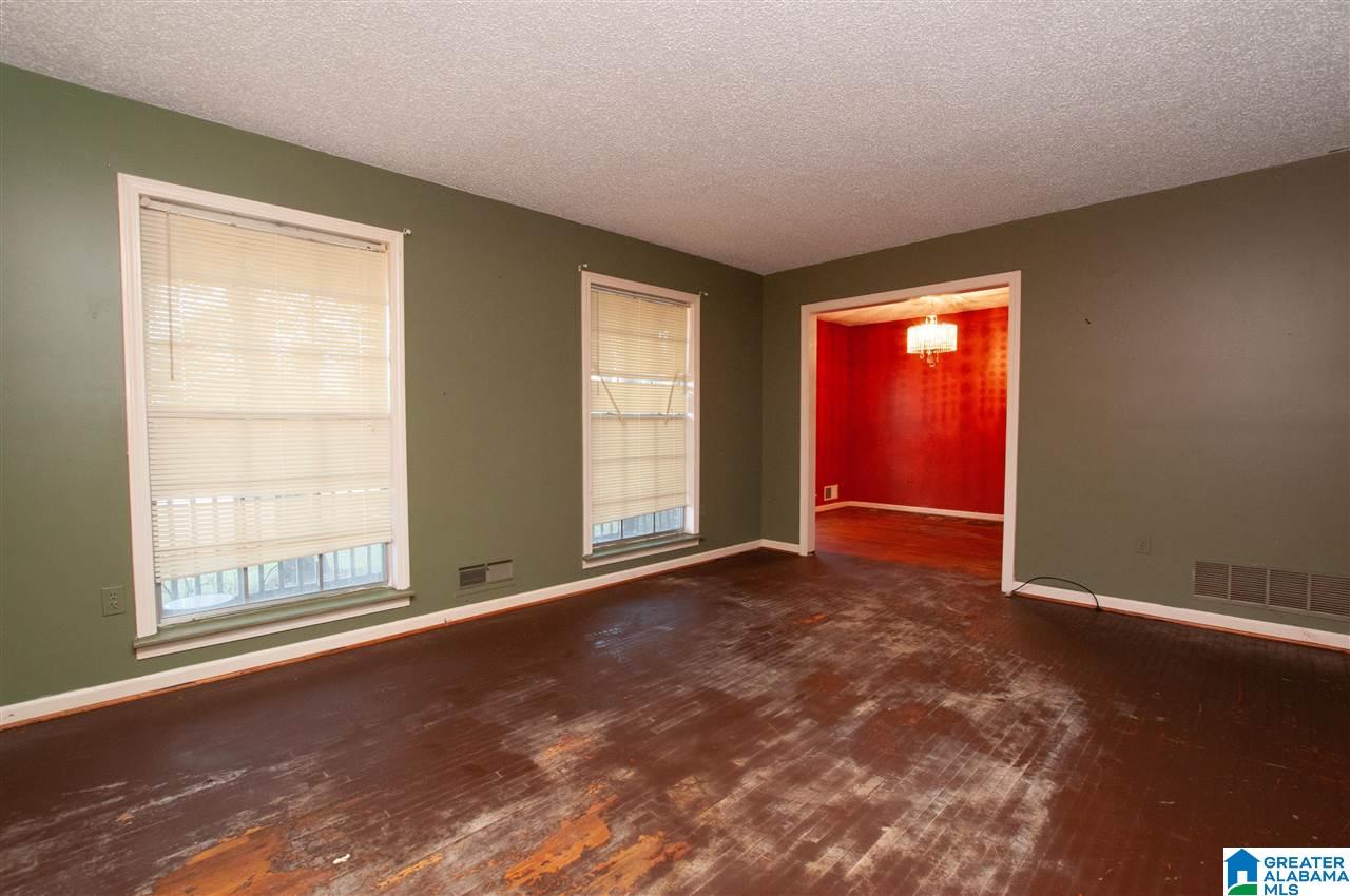 1016 Sunhill Road Northwest Birmingham, AL 35215 - Photo 12 of 32