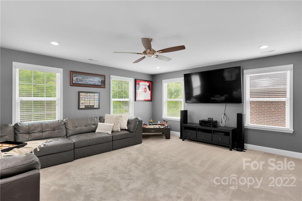 4432 Garris Road Charlotte, NC 28209 - Photo 32 of 41 Gallery Image 32