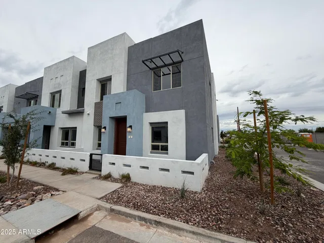 $2,750 | 733 East Commonwealth Avenue, Unit 20, Chandler, AZ 85225