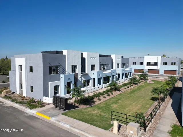 $2,750 | 733 East Commonwealth Avenue, Unit 20, Chandler, AZ 85225