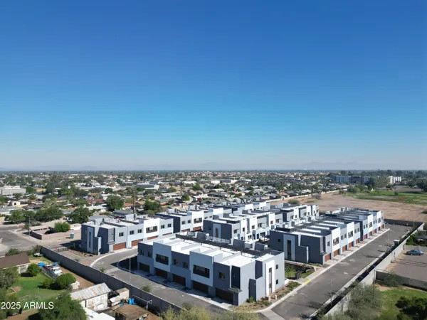 $2,595 | 733 East Commonwealth Avenue, Unit 20, Chandler, AZ 85225