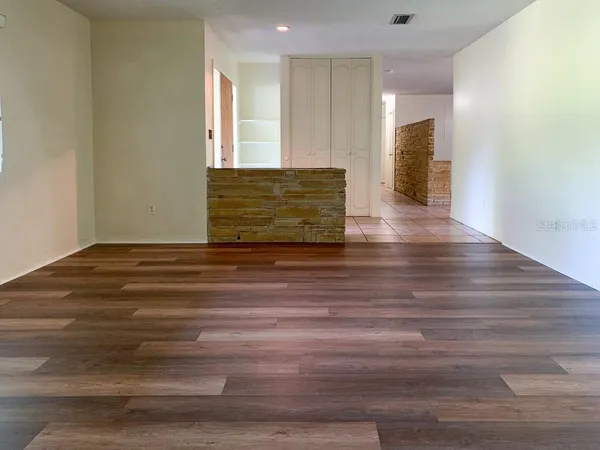 $2,495 | 3524 Northwest 12th Avenue, Gainesville, FL 32605