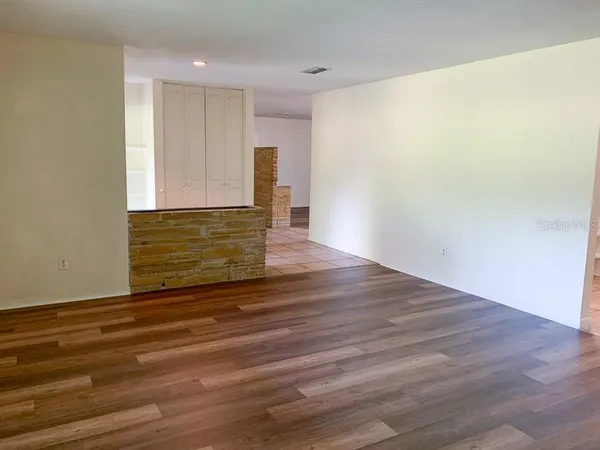 $2,495 | 3524 Northwest 12th Avenue, Gainesville, FL 32605