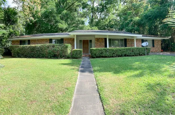 $2,495 | 3524 Northwest 12th Avenue, Gainesville, FL 32605