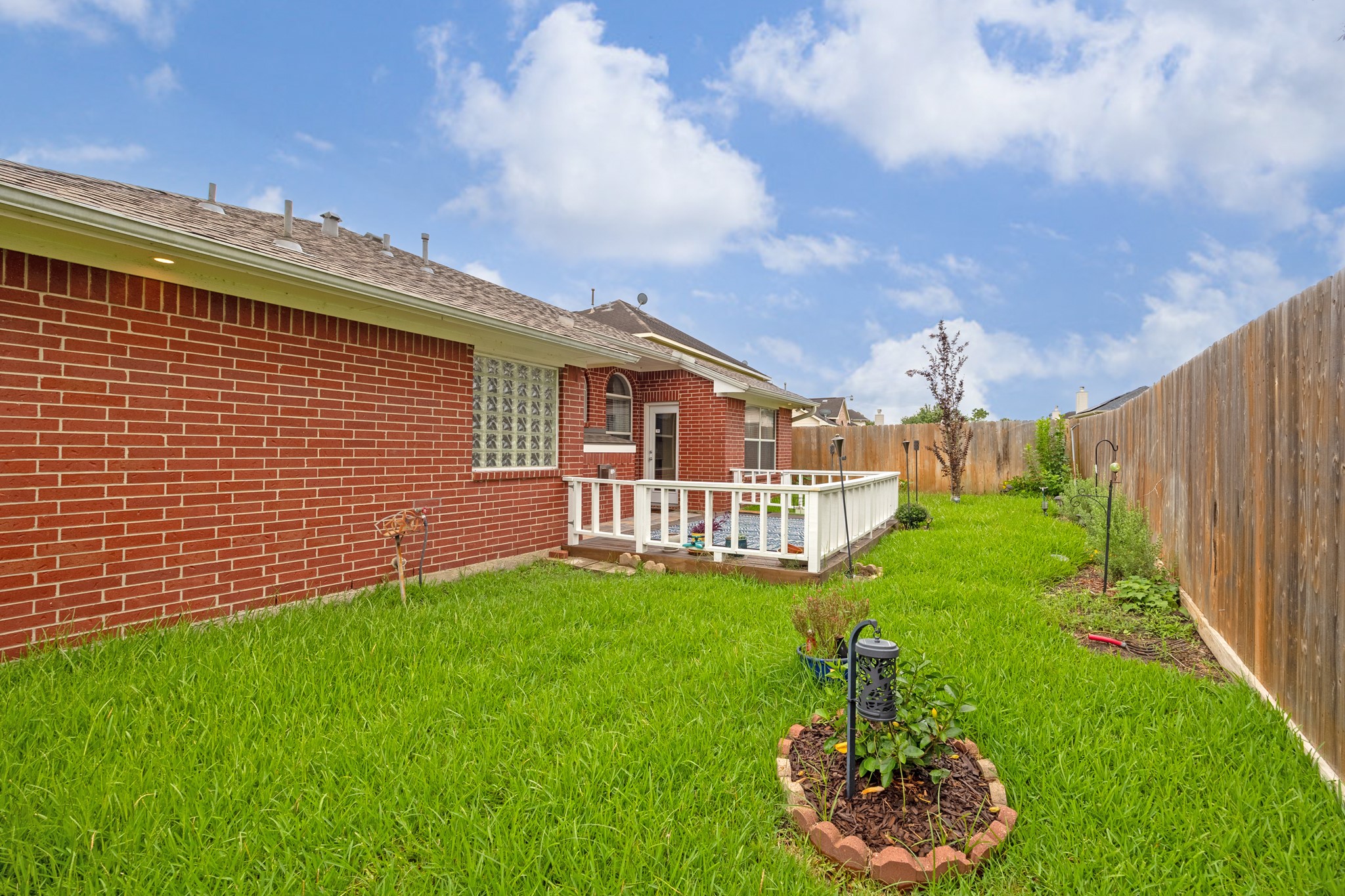 5716 Meadow Breeze Lane Rosharon, TX 77583 - Photo 24 of 24 Backyard. Plenty of space for back yard entertaining.